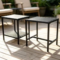Table d'appoint carrée en rotin PE pour patio, avec plateau en verre trempé et étagère de rangement inférieure, pour jardin extérieur (vente en gros)