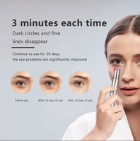 Soins des yeux anti-âge Massage chaud Élimine les cernes Masseur électrique pour les yeux Massage des yeux anti-rides rouge et bleu