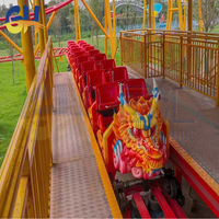 Grande structure de jeux extérieure commerciale en acier pour adultes, équipement d'amusement, montagnes russes familiales de 402 m à vendre