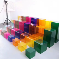 Großhandel Extrudierte Gegossene Design-Farbige Acrylbox mit Schiebedeckel Plexiglas-Vitrine Anpassbare Farbe Premium Acryl Waschbar