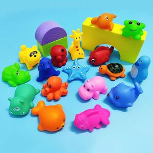 Jouet de bain en PVC en gros, canard jaune avec sifflet pour enfants - Product Image 1