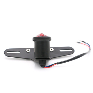Feu arrière universel 12V rétro <span class=keywords><strong>LED</strong></span> pour <span class=keywords><strong>moto</strong></span> feu stop arrière de <span class=keywords><strong>plaque</strong></span> d'<span class=keywords><strong>immatriculation</strong></span> feu arrière pour motos - Product Image 5
