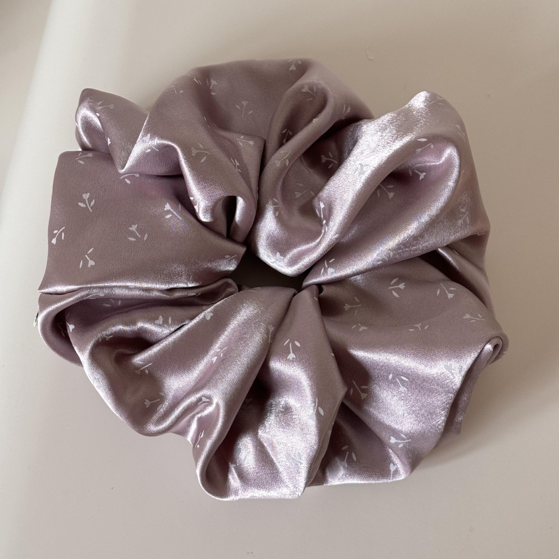 Bague à cheveux fleurie rose