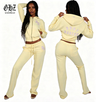 Ensemble de survêtement décontracté pour femme avec logo brodé personnalisé, comprenant un sweat à capuche court zippé et un pantalon de survêtement à taille élastique