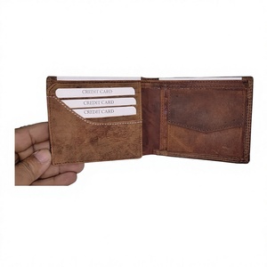 Portefeuille Homme Tendance en Cuir Véritable de Qualité Durable avec Broderie Lettre Motif Étoile, Personnalisable OEM ODM, Vente en Gros, Étanche - Product Image 5