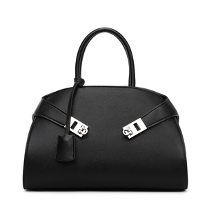 Approvisionnement direct : Nouveau sac hobo élégant et polyvalent, style urbain et épuré, avec fermeture éclair, motif litchi, grande capacité, idéal pour les trajets quotidiens - Product Image 5