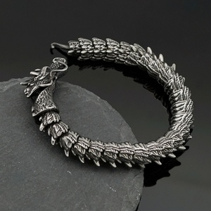 Nueva Pulsera de Dragón Masculina, Estilo Retro Imponente, Tendencia Masculina, Pulsera de Quilla, Estilo Frío y Sofisticado, Pulsera de Cabeza de Serpiente con Estilo Nacional - Product Image 1