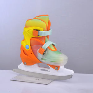 Catégories de produits Patins <span class=keywords><strong>tout</strong></span>-<span class=keywords><strong>terrain</strong></span> avec lames de glace interchangeables et roues à roulettes - Product Image 1