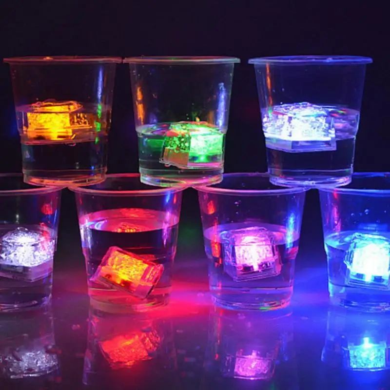 LED Ice Cubes Glowing Đảng Bóng Đèn Flash Sáng Neon Lễ Hội Đám Cưới Giáng Sinh Bar Rượu Thủy Tinh Trang Trí Nguồn Cung Cấp 12 Cái