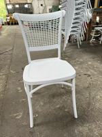 Chaise en plastique X à dossier croisé incassable, empilable, pour événements, restaurants, mariages, bistrot, vintage, intérieur/extérieur, salle à manger