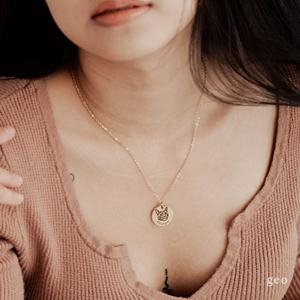 Pendentif Médaille <span class=keywords><strong>Personnalisé</strong></span> en Acier Inoxydable 304 Gravé au Laser avec Photo d'Animal de Compagnie (Chien, <span class=keywords><strong>Chat</strong></span>) – Cadeau Commémoratif Tendance - Product Image 5