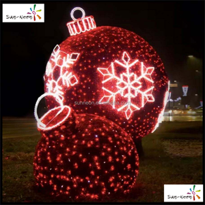 Grande boule lumineuse LED imperméable pour décoration de Noël - Product Image 1