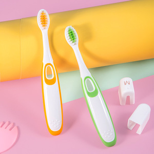 Brosse à dents à poils doux pour enfants de 3 à 12 ans, design coloré, brosse à dents manuelle avec poils doux - Product Image 2