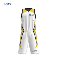Conception personnalisée d'uniformes de basketball, maillots et shorts de basketball OEM, 100% polyester, impression par sublimation, antibactérien, respirant, séchage rapide