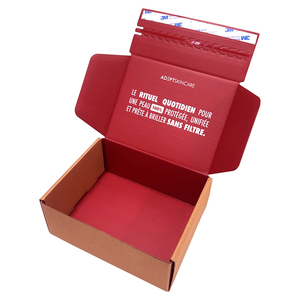 <span class=keywords><strong>Cajas</strong></span> de Cartón Corrugado <span class=keywords><strong>Rojas</strong></span> Plegables y Autosellables al por Mayor, Embalaje de Cartón Ecológico con Tira de Desgarre para Envío Postal - Product Image 1