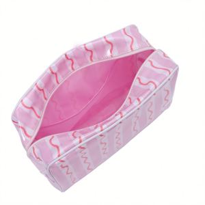 กระเป๋าเครื่องสำอางกันน้ำแบบใส PVC ขนาดใหญ่ น่ารัก ตกแต่งลายปัก สำหรับใช้ในชีวิตประจำวัน เหมาะสำหรับเพื่อนเจ้าสาว - Product Image 3