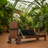 Reformer de Pilates en bois de noyer naturel, certifié CE, machine d'entraînement de luxe réglable pour la maison avec système à ressorts