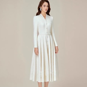 Gonna lunga da <span class=keywords><strong>donna</strong></span> <span class=keywords><strong>stile</strong></span> fashion, modello A-line, vita naturale, in tessuto floreale con pizzo, bottoni, scollo a V, plissettata, in poliestere/cotone - Product Image 1