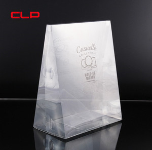 Caja de plástico triangular transparente personalizada de PVC PET, envase cosmético de acetato sin ácido hecho a mano <span class=keywords><strong>para</strong></span> perfume de lápiz labial - Product Image 1