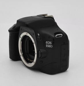 เสนอขายกล้องดิจิตอลแบบสะท้อนภาพเดี่ยว EOS 550D ระดับมืออาชีพในราคาประหยัด - Product Image 2