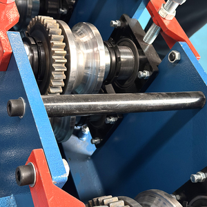 آلة تشكيل الأنابيب المربعة والمستديرة، معدات بثق الأنابيب المعدنية المستديرة غير المنتظمة الشكل، معدات الأنابيب المربعة - Product Image 4