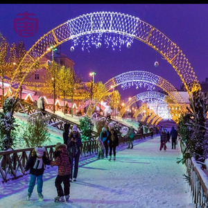 Grandes décorations lumineuses en forme d'arche pour les festivals de rue, les défilés, les célébrations de Noël et les événements extérieurs. - Product Image 6