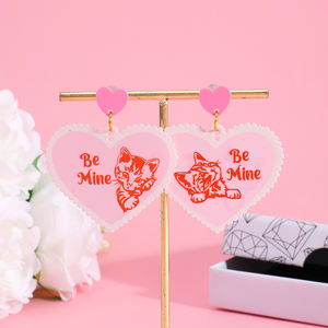 Valentijnsdag hart acryl oorbellen Be Mine Letter kat hond huisdier schattig patroon lichtgewicht damesoorbellen cadeau voor geliefde - Product Image 2