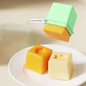 Moule à glaçons en silicone en forme d'ours mignon <span class=keywords><strong>pour</strong></span> congélateur, <span class=keywords><strong>pour</strong></span> la préparation maison de purées de fruits et de lait maternel <span class=keywords><strong>pour</strong></span> bébés - Product Image 4