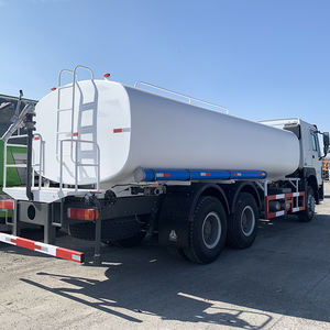 Camion-<span class=keywords><strong>citerne</strong></span> à huile végétale en acier à 10 roues 6x4 à <span class=keywords><strong>prix</strong></span> avantageux, réservoirs de carburant de <span class=keywords><strong>2000</strong></span> <span class=keywords><strong>litres</strong></span>, camion-<span class=keywords><strong>citerne</strong></span> à carburant au carbone automatique - Product Image 4