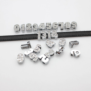 Bán Buôn 8Mm Kẽm Hợp Kim Trượt Quyến Rũ Hợp Kim Rhinestone Chữ Quyến Rũ Pha Lê Kỹ Thuật Số Chuỗi Cho Tự Làm Vòng Đeo Tay Làm Đồ Trang Sức - Product Image 1