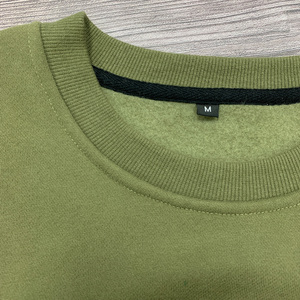 เสื้อสเวตเตอร์สีเขียวของผู้ชายเสื้อสวมหัวผ้าเฟรนซ์เทอร์รี่ผ้ายืดปักแบบ310gsm แบบกำหนดเองได้ - Product Image 5