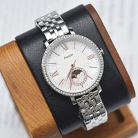 Montre-bracelet pour femme en acier inoxydable avec cadran en nacre et perles blanches, affichage des phases lunaires et sous-cadran en cristal, style mode et élégance