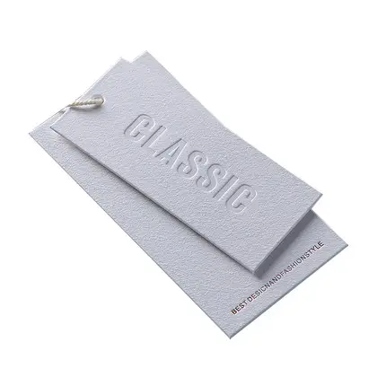 Speciale Papier Plastic Tags Reliëf Met Logo Hang Tag Voor Jeans Kleding En Kleding