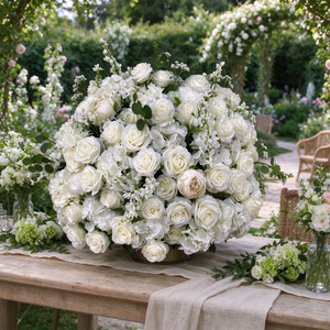 Arreglo de Rosas Artificiales de Seda Blanca, Centro de Mesa Moderno para Bodas con Follaje, Hecho a Mano, Ecológico - Product Image 1