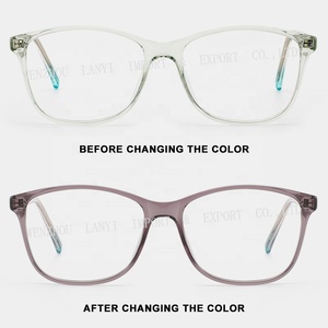 <span class=keywords><strong>Gafas</strong></span> con Marco Cuadrado que Cambia <span class=keywords><strong>de</strong></span> Color en Venta, Certificación ISO9001, para <span class=keywords><strong>Ver</strong></span> la Pizarra, Leer Libros y Hacer Tareas Cómodamente - Product Image 2