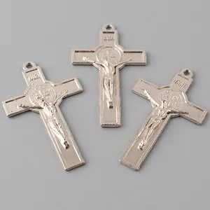 用于念珠制作的ACR022宗教INRI Celtic十字花合金金属十字吊坠