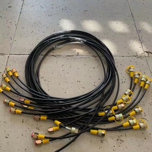 Tuyau de test de pression en caoutchouc polyuréthane à fibres durables de <span class=keywords><strong>4</strong></span> <span class=keywords><strong>mm</strong></span>, personnalisable, Duker, vente chaude, pour machines-outils hydrauliques, 2,5-20 MPa - Product Image 5