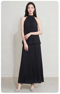 Ensemble plissé décontracté PY pour femme : Haut élégant sans manches à col halter et jupe longue à jambes larges – Vêtements deux pièces en gros - Product Image 6
