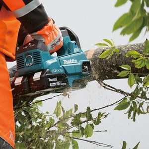 Scie à chaîne sans fil Makita DUC256PT2/Z 36V, batterie lithium rechargeable, scie à bois - Product Image 3