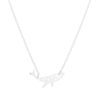Collier Pendentif Femme Tendance Motif Baleine Mignonne et Simple, Bijou Creux Polyvalent, Accessoire de Mode