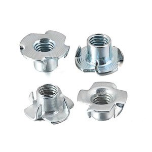 Écrou à quatre griffes M6 <span class=keywords><strong>M8</strong></span> Écrou en T galvanisé en acier au carbone avec insert en bois pour meubles à quatre griffes Écrou en T à quatre têtes - Product Image 4