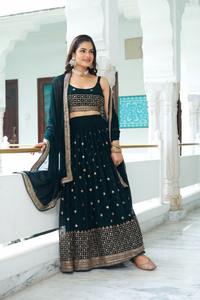 Collection de Lehenga pour femmes de qualité supérieure, tenues de mariée et de mariage de luxe, disponibles en gros - Product Image 3