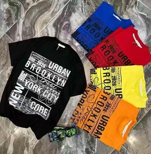T-shirts <span class=keywords><strong>Homme</strong></span> en Coton Respirant à Manches Courtes Style Streetwear avec Impression de Motifs et Design Épaule Arrière – Grandes Tailles – Vente en Gros - Product Image 1