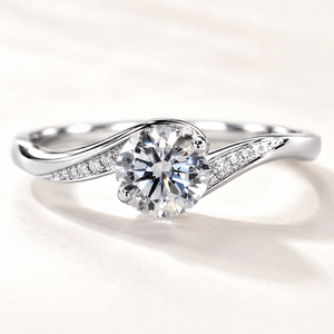 Anello da Donna con Zirconia Cubica, Gioiello alla Moda - Product Image 1
