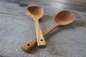 Cucharas de Madera Natural Hechas a Mano para Cocinar, Servir, Remover y Mezclar en la Cocina, Diseñadas para la Preparación Diaria de Alimentos - Product Image 4