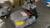 QK-2502 machine à coudre surjeteuse à bord de tapis Offre Spéciale 2 fils prix