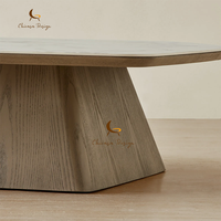 Table basse minimaliste en chêne, best-seller, avec base conique et grain de bois visible – Mobilier élégant pour salon