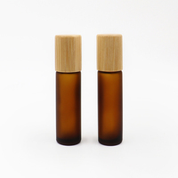 Flacon roll-on en verre ambré givré de 5 ml, 10 ml, 15 ml avec bouchon en bambou pour huile essentielle