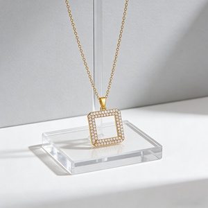 Collar de Latón con Baño de Oro 18K para Mujer, Cadena de Eslabones con Marco Cuadrado y Circonitas AAA, Colgante Minimalista, Venta al por Mayor - Product Image 5