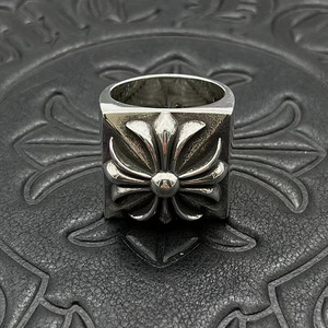 Anello Vintage Colorato dal Design Unico, Anelli a Croce e Fiore, Stile Retrò Punk Trendy Hip Hop, Anelli in Metallo Traforato per Uomo - Product Image 5